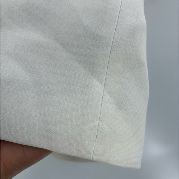 Cinq à Sept Rosemarie ruffle off the shoulder dress white cocktail party size 4 - Picture 4 of 16